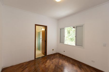 Casa para alugar com 141m², 3 quartos e 2 vagasSuíte 