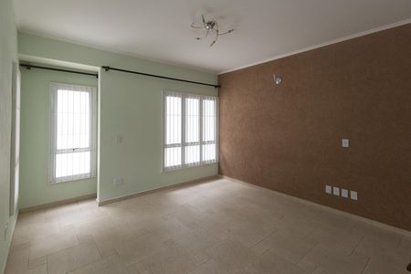 Casa para alugar com 141m², 3 quartos e 2 vagasSala 