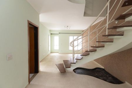 Casa para alugar com 141m², 3 quartos e 2 vagasSala 