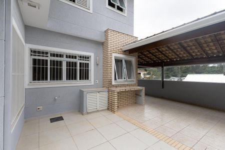 Casa para alugar com 141m², 3 quartos e 2 vagasQuintal