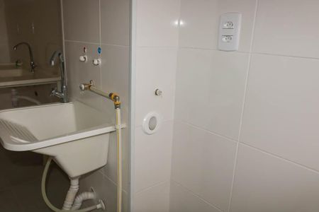 Apartamento para alugar com 49m², 2 quartos e sem vaga Apartamento para alugar com 49m², 2 quartos e sem vagaÁrea de Serviço