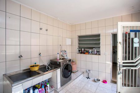 Casa à venda com 145m², 3 quartos e 3 vagasÁrea de Serviço