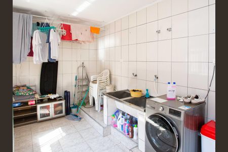 Casa à venda com 145m², 3 quartos e 3 vagasÁrea de Serviço