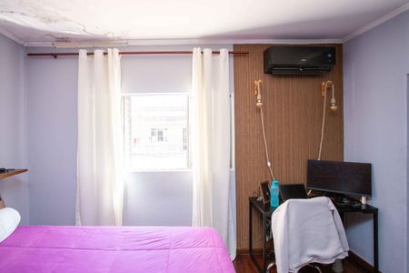 Casa à venda com 145m², 3 quartos e 3 vagasQuarto Suíte