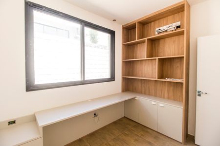 Casa de condomínio à venda com 157m², 3 quartos e 2 vagasSuíte 3