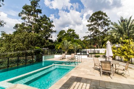 Casa de condomínio à venda com 157m², 3 quartos e 2 vagasPiscina