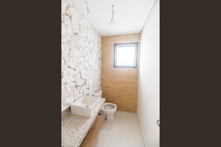 Casa de condomínio à venda com 157m², 3 quartos e 2 vagasLavabo