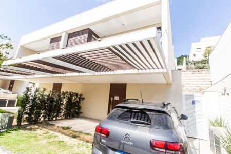 Casa de condomínio à venda com 157m², 3 quartos e 2 vagasVista da Rua