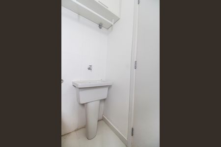 Casa de condomínio à venda com 157m², 3 quartos e 2 vagasÁrea de Serviço