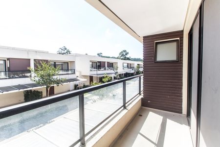 Casa de condomínio à venda com 157m², 3 quartos e 2 vagasVaranda
