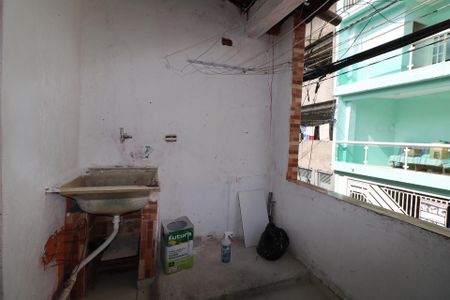 Casa para alugar com 75m², 2 quartos e sem vaga Casa para alugar com 75m², 2 quartos e sem vagaVaranda e Área de Serviço