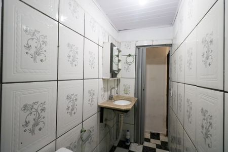 Casa para alugar com 75m², 2 quartos e sem vaga Casa para alugar com 75m², 2 quartos e sem vagaBanheiro