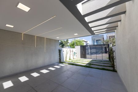 Garagem de casa de condomínio à venda com 3 quartos, 179m² em Jardim Jurupari (fazendinha), Santana de Parnaíba