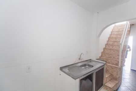 Casa para alugar com 99m², 2 quartos e sem vagaCozinha e Área de Serviço