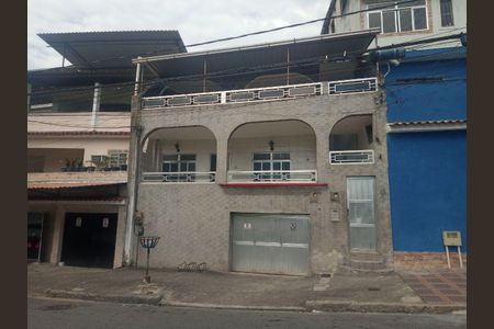 Casa para alugar com 99m², 2 quartos e sem vagaFachada