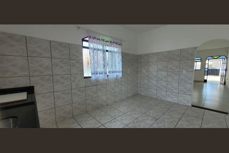 Casa para alugar com 244m², 3 quartos e 2 vagascozinha