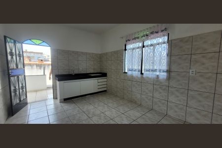 Casa para alugar com 244m², 3 quartos e 2 vagascozinha