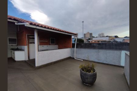 Casa para alugar com 60m², 2 quartos e sem vagaQuintal