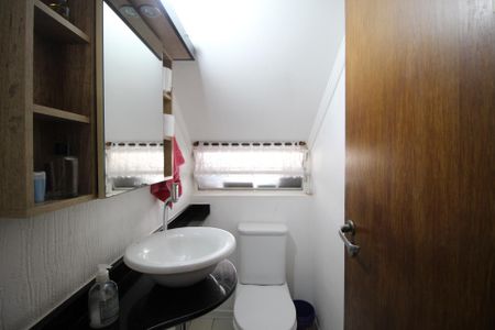 Casa à venda com 270m², 3 quartos e 4 vagasLavabo