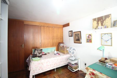 Casa à venda com 270m², 3 quartos e 4 vagasEscritório