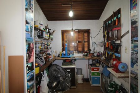 Casa à venda com 270m², 3 quartos e 4 vagasOficina