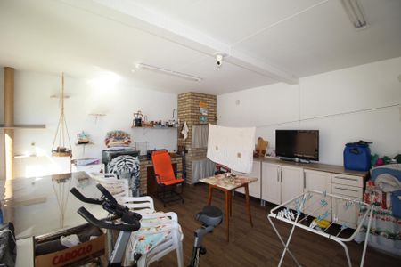 Casa à venda com 270m², 3 quartos e 4 vagasVaranda