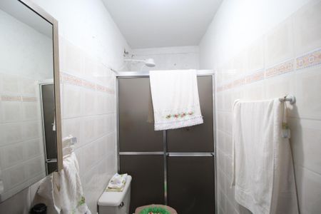 Casa à venda com 270m², 3 quartos e 4 vagasBanheiro 2