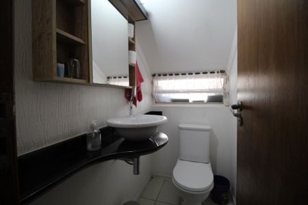 Casa à venda com 270m², 3 quartos e 4 vagasLavabo