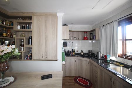 Casa à venda com 270m², 3 quartos e 4 vagasStudio