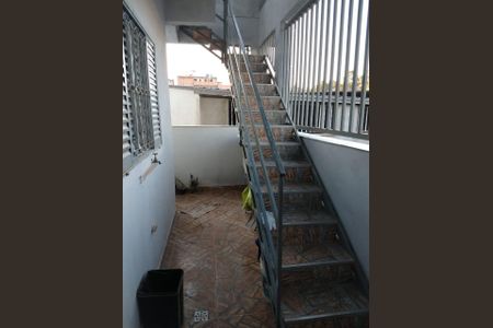 Casa para alugar com 120m², 4 quartos e 4 vagasEscada