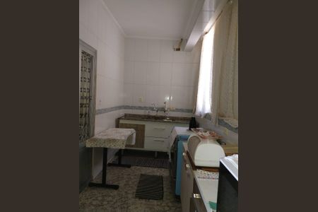 Casa para alugar com 120m², 4 quartos e 4 vagasCozinha