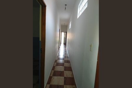 Casa para alugar com 120m², 4 quartos e 4 vagasCorredor