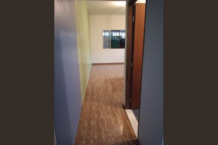 Casa para alugar com 120m², 4 quartos e 4 vagasCorredor