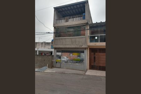 Casa para alugar com 120m², 4 quartos e 4 vagasFachada