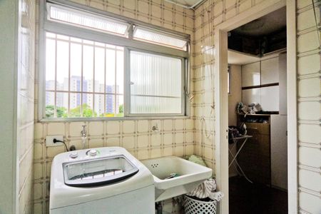 Apartamento à venda com 60m², 2 quartos e 1 vagaÁrea de Serviço