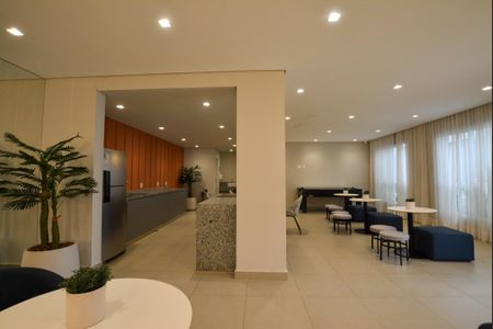 Apartamento para alugar com 38m², 2 quartos e sem vaga Apartamento para alugar com 38m², 2 quartos e sem vagaÁrea comum - Salão de festas