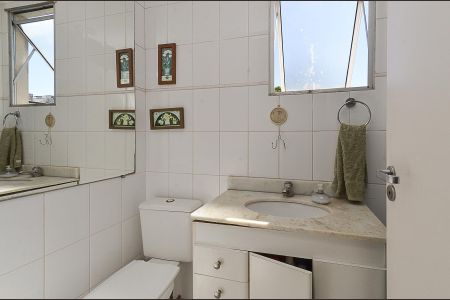 Apartamento à venda com 165m², 2 quartos e 2 vagasBanheiro Suíte