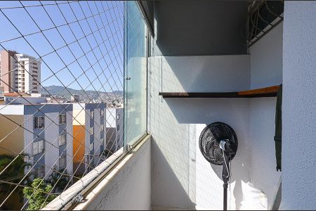 Apartamento à venda com 165m², 2 quartos e 2 vagasVaranda Sala