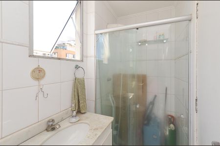 Apartamento à venda com 165m², 2 quartos e 2 vagasBanheiro Suíte