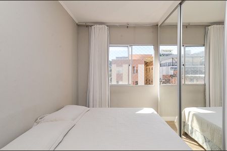 Apartamento à venda com 165m², 2 quartos e 2 vagasQuarto 1
