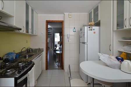 Apartamento à venda com 165m², 2 quartos e 2 vagasCozinha