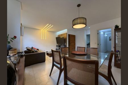 Apartamento à venda com 3 quartos, 137m² em Santo Agostinho, Belo Horizonte