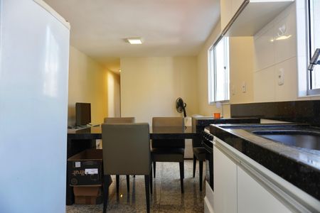 Apartamento para alugar com 55m², 2 quartos e 2 vagasCozinha e Área de Serviço