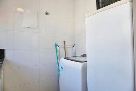 Apartamento para alugar com 55m², 2 quartos e 2 vagasCozinha e Área de Serviço