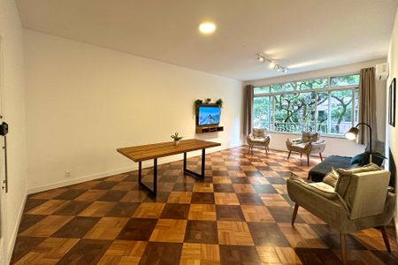 Apartamento à venda com 191m², 3 quartos e 1 vaga