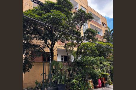 Apartamento à venda com 98m², 2 quartos e 1 vagaÁrea externa