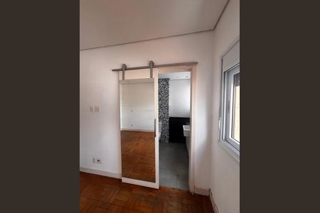 Apartamento à venda com 98m², 2 quartos e 1 vagaQuarto