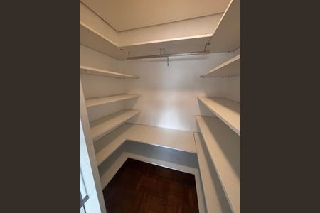 Apartamento à venda com 98m², 2 quartos e 1 vagaCloset