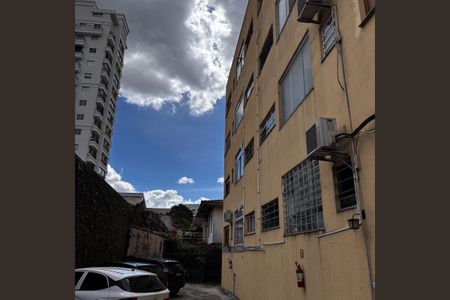Apartamento à venda com 98m², 2 quartos e 1 vagaÁrea externa