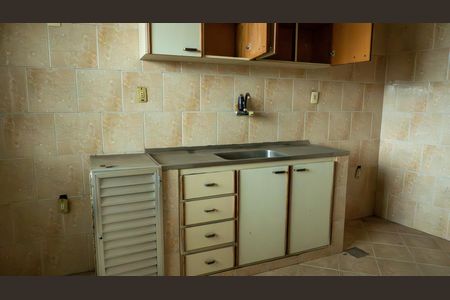 Casa à venda com 100m², 2 quartos e 1 vaga